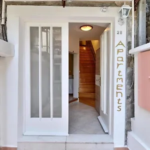 Apartment Marigold Stone House, Split
